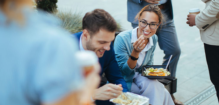 lunch-takeaway-people-coworkers-eating-bento-large