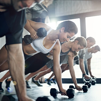 sport-gym-class-dumbells-people-group-bento-small