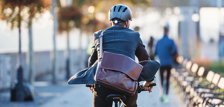 bike-commute-cyclist-active-lifestyle-commute-health-bento-large