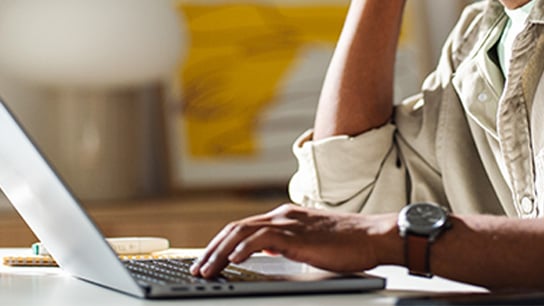 people-home-office-smiling-working-laptop-text-image-16-9