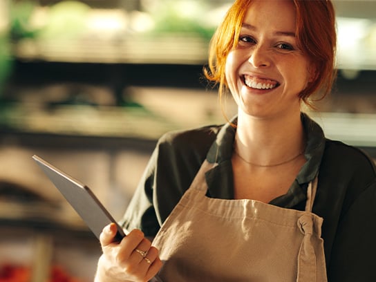 people-jobs-supermarket-manager-tablet-text-image-4-3