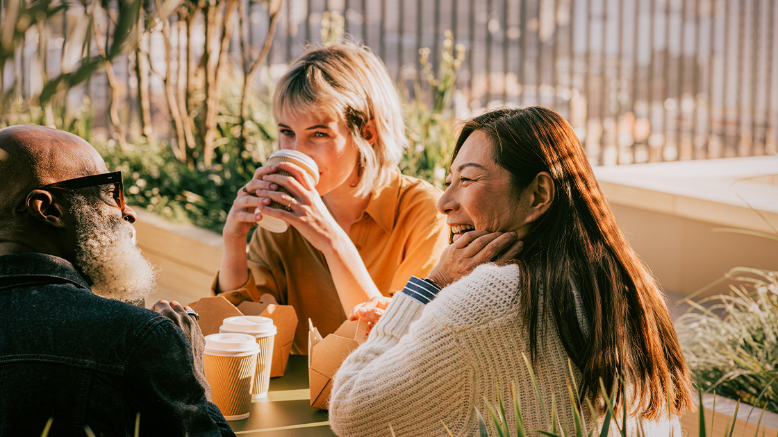 people-enjoying-outside-16-9-1120x630px