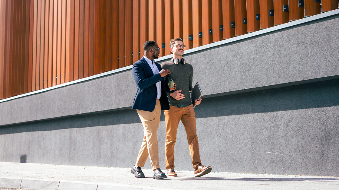 men-business-building-16-9-1120x630px