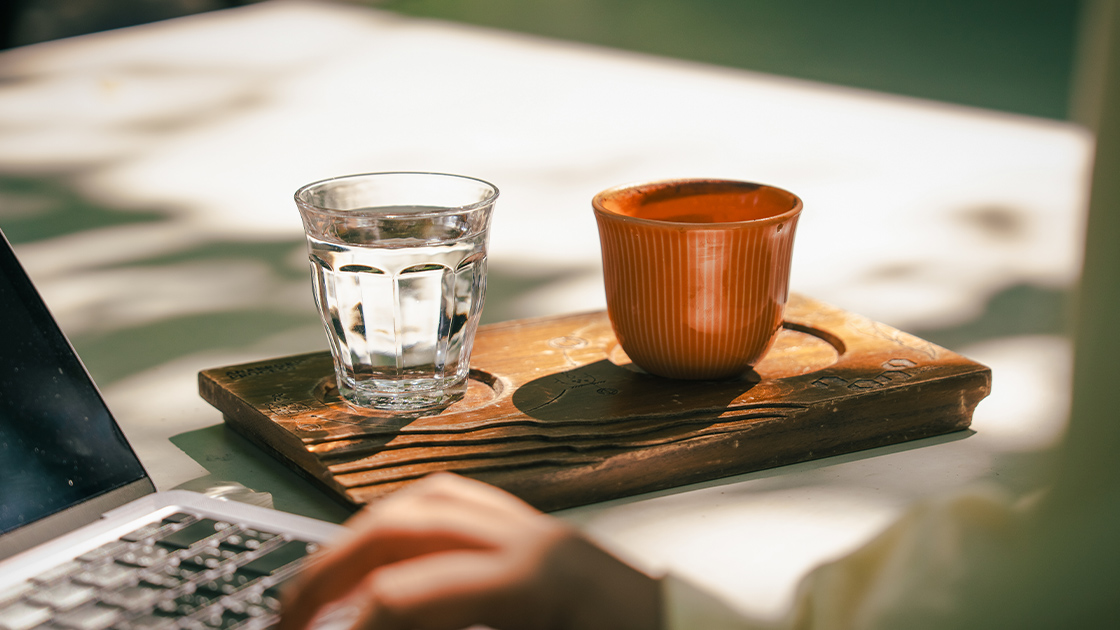 office-work-laptop-16-9-1120x630px