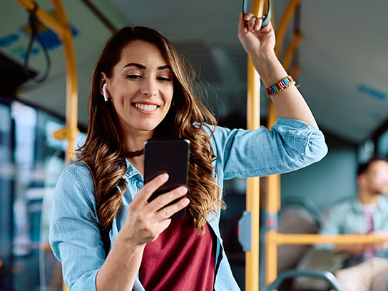 commute-bus-standing-with-phone-text-image-4-3