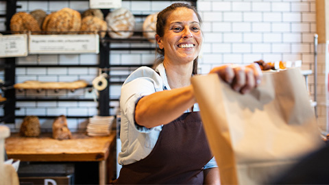 people-jobs-bakery-selling-bread-2-col-content